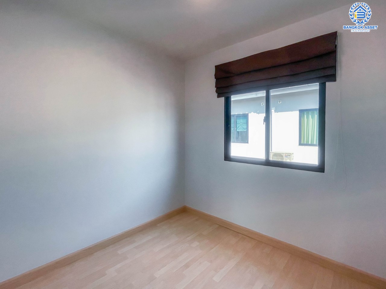 *****ทาวน์เฮ้าส์มือสอง ม.เดอะคอนเนค37 หลักสี่-ดอนเมือง เนื้อที่ 18.2 ตร.ว. ฟังก์ชัน 3 ห้องนอน 2 ห้องน้ำ 1 ที่จอดรถ บ้านสวย สภาพใหม่ บนทำเลโซนเมือง เชื่อมต่อถนนสรงประภา, ถนนแจ้งวัฒนะ ใกล้รถไฟฟ้าสายสีแดง "สถานีดอนเมือง"